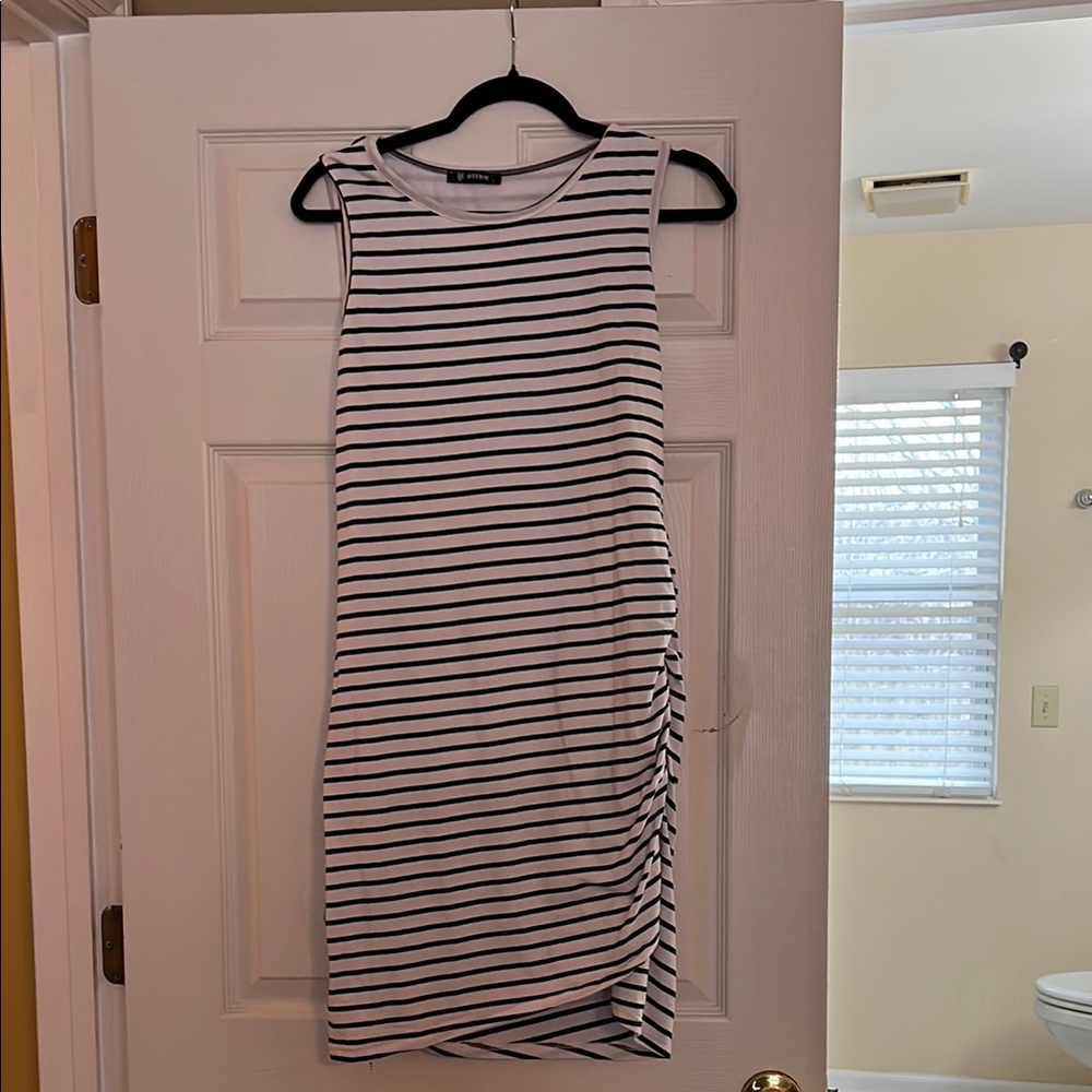 Casual Asymmetrical White and Blue Ruched Sheath Dress